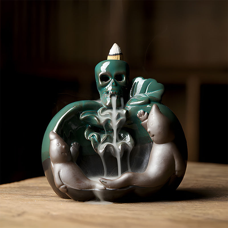 Halloween-Themed Ceramic Incense Burner with Skull Design, Backflow Incense Holder for Home and Office, Sandalwood Cones Included