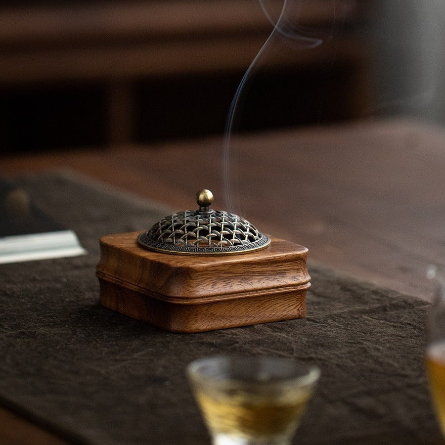 Walnut Incense Burner Square Wooden Box Sandalwood Incense Burner Wooden Disk Incense Hollow Incense Burner